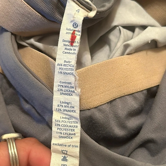 Lululemon Grey Chevron Color Block Athletic Racer Back Tank Top A25 - Picture 3 of 3